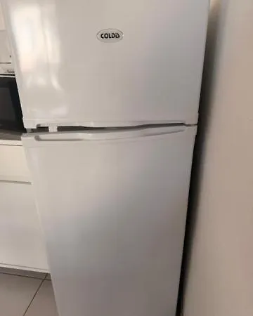 Appartement T2 Climatise, 100m De La - Le Laurier